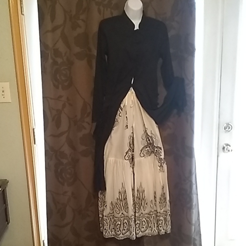 palazzo pants and India style tunic set